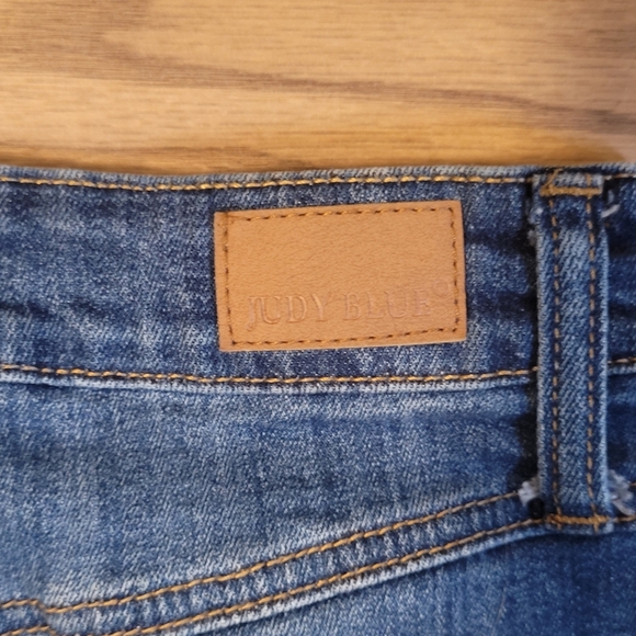 Judy Blue Denim Mini - Picture 4 of 8